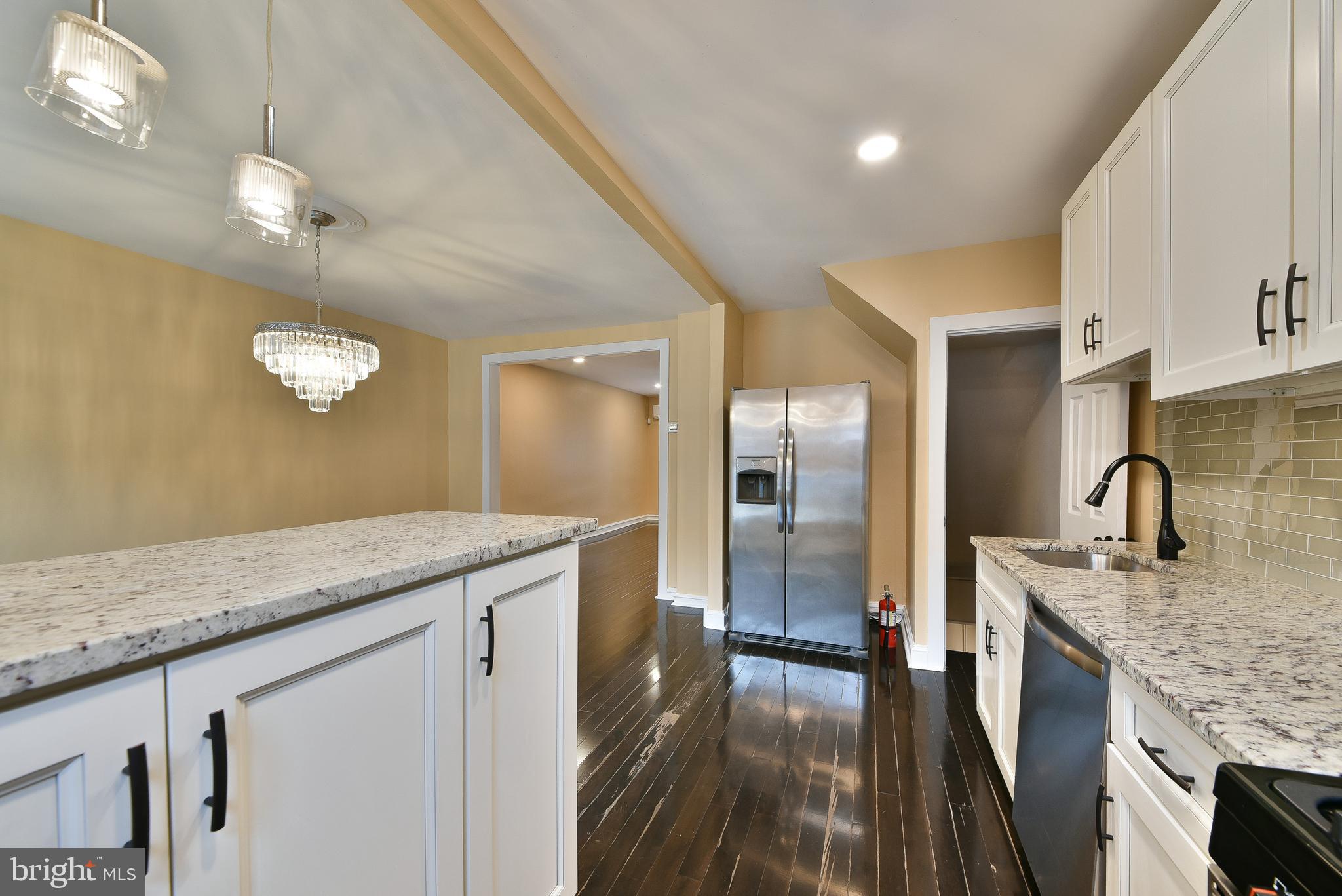 7537 Woolston Avenue Philadelphia, PA 19150 - Photo 10 of 27