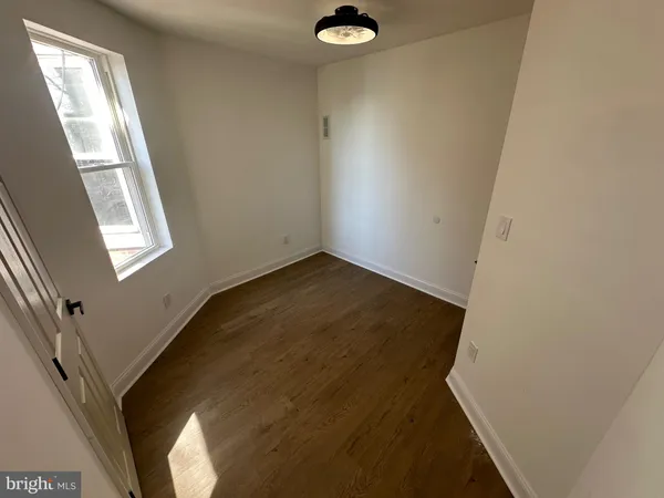 $289,999 | 5632 Larchwood Avenue, Philadelphia, PA 19143
