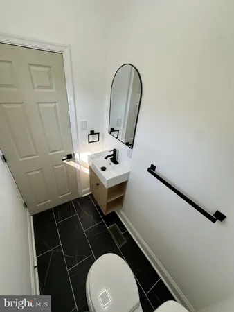 $289,999 | 5632 Larchwood Avenue, Philadelphia, PA 19143