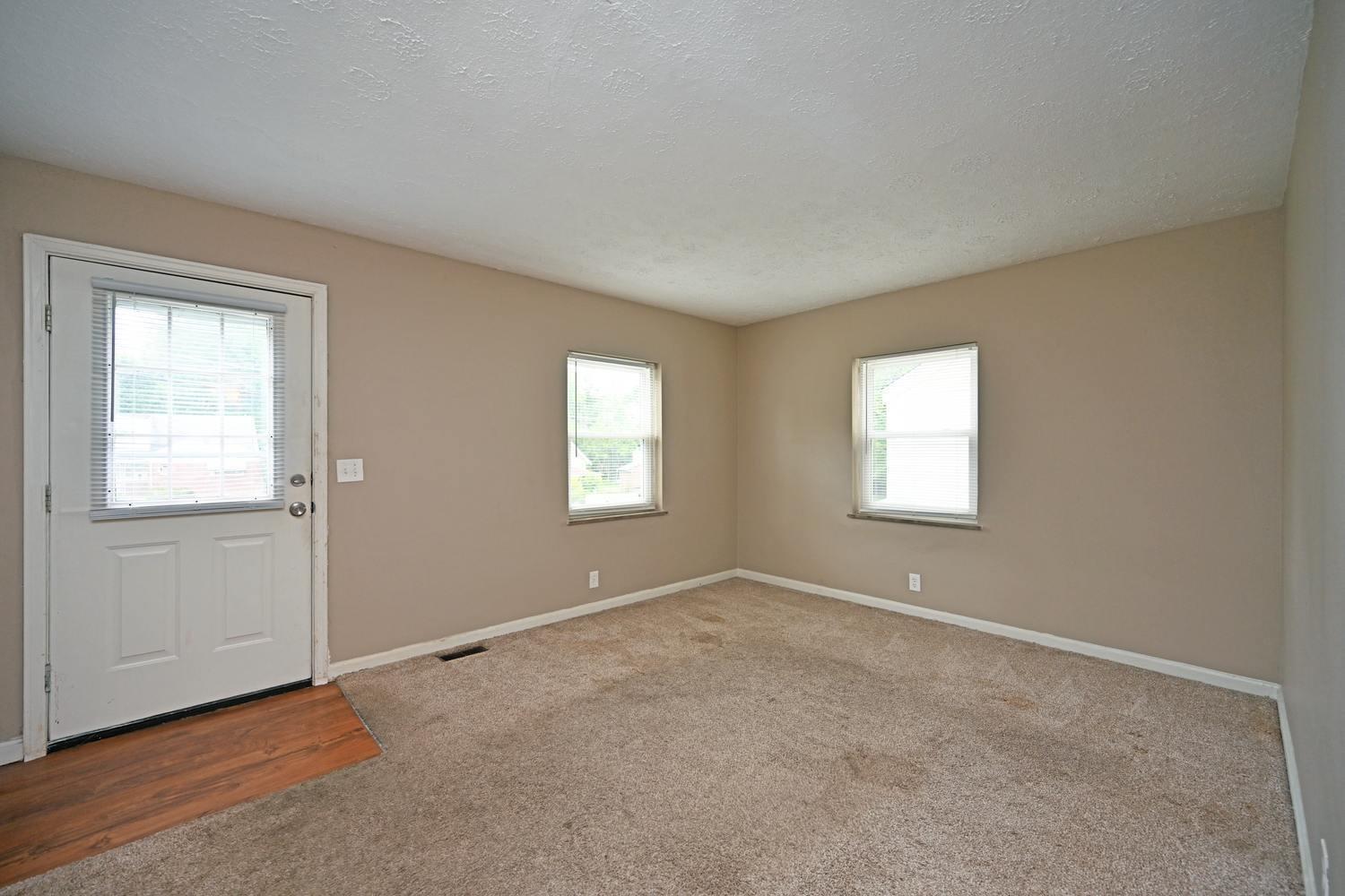 5820 Argus Road Cincinnati, OH 45224 - Photo 5 of 22 Gallery Image 5