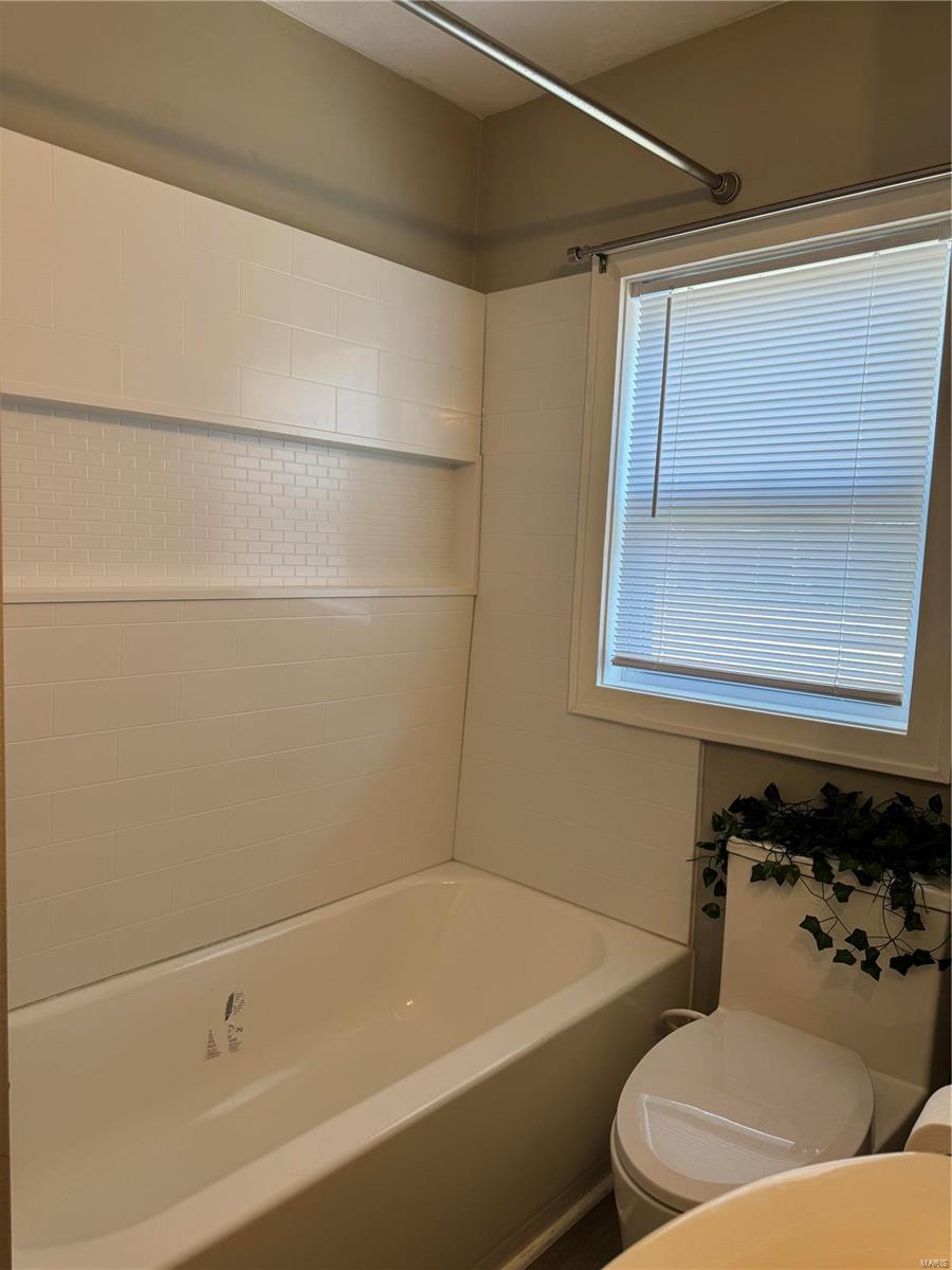 5236 Kaskaskia Road Waterloo, IL 62298 - Photo 8 of 21