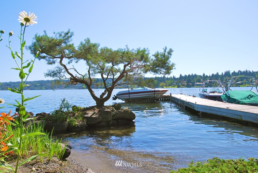 4324 Hunts Point Road Hunts Point, WA 98004 - Photo 1 of 1