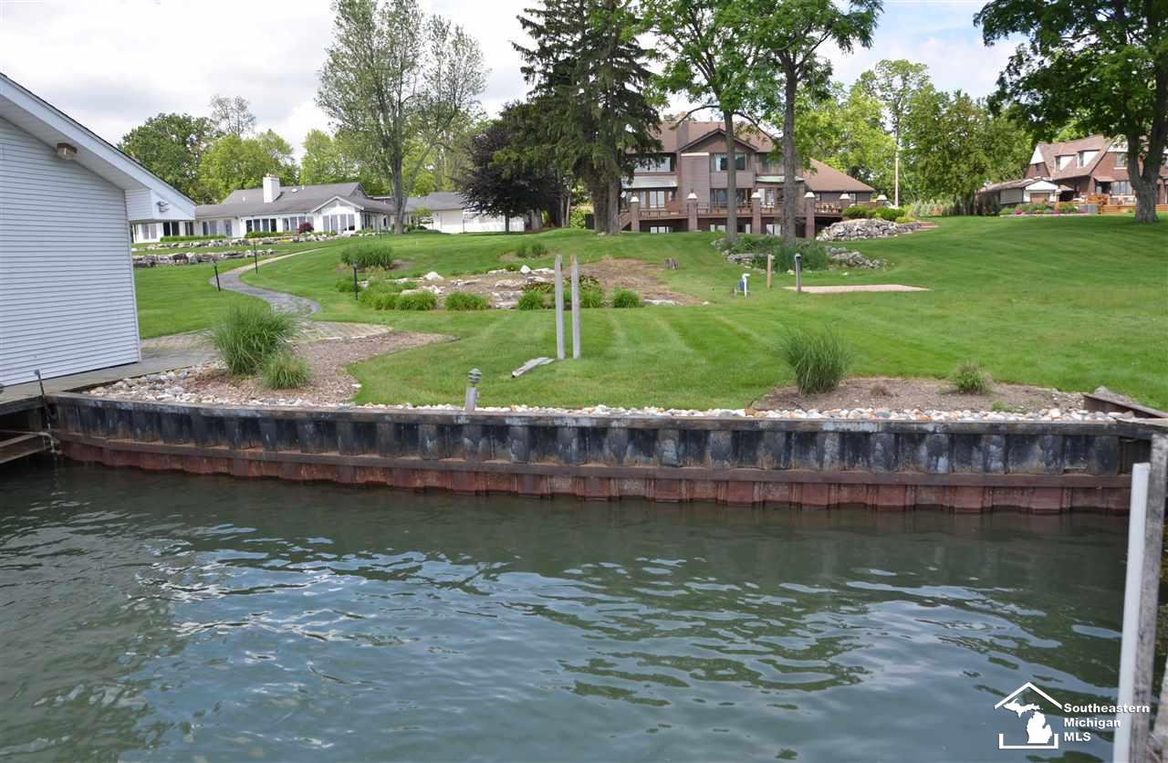 26055 East River Road Grosse Ile, MI 48138 - Photo 23 of 68