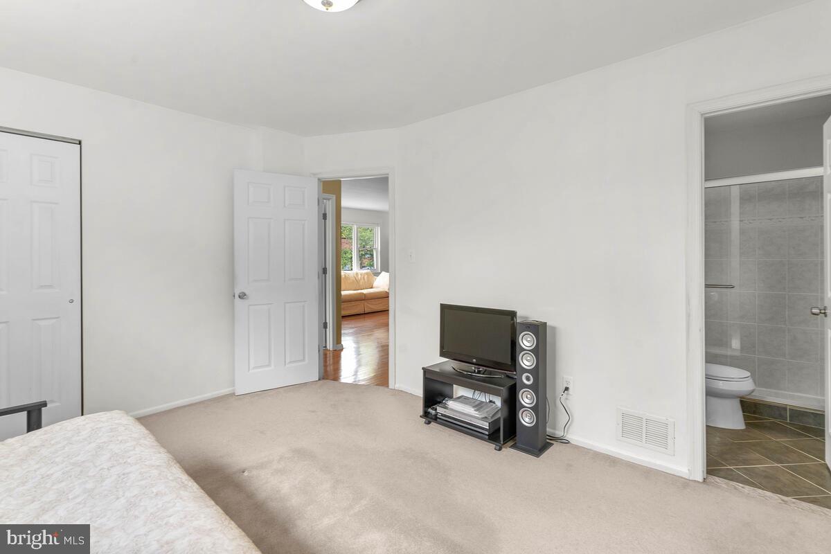 3930 Wendy Lane Silver Spring, MD 20906 - Photo 19 of 35 Gallery Image 19