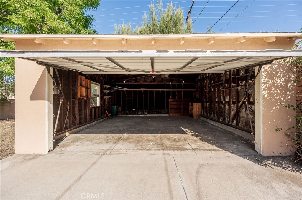 1425 Thompson Avenue Glendale, CA 91201 - Photo 14 of 44 a view of outdoor space