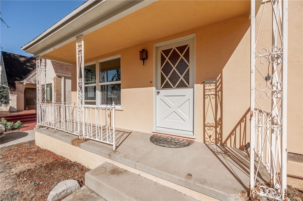 1425 Thompson Avenue Glendale, CA 91201 - Photo 17 of 44