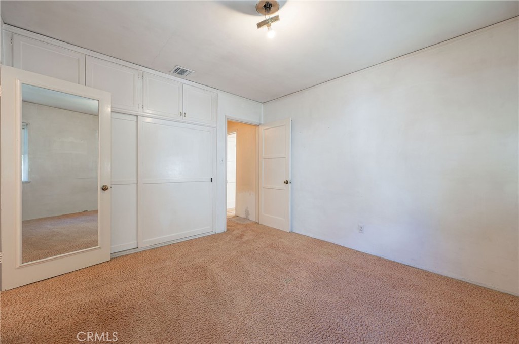 1425 Thompson Avenue Glendale, CA 91201 - Photo 34 of 44 a view of an empty room