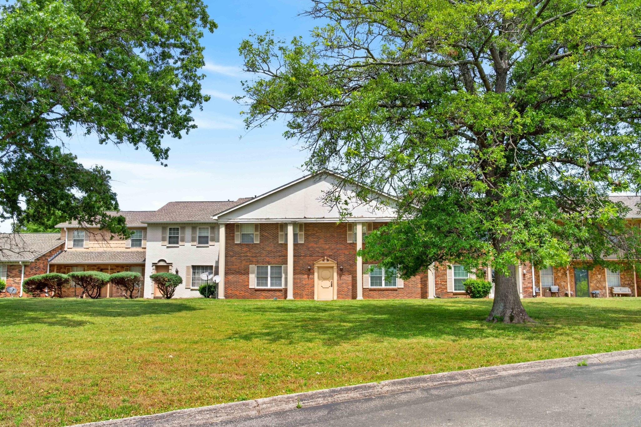 1301 Neelys Bend Road, Unit 6 Madison, TN 37115 - Photo 2 of 20