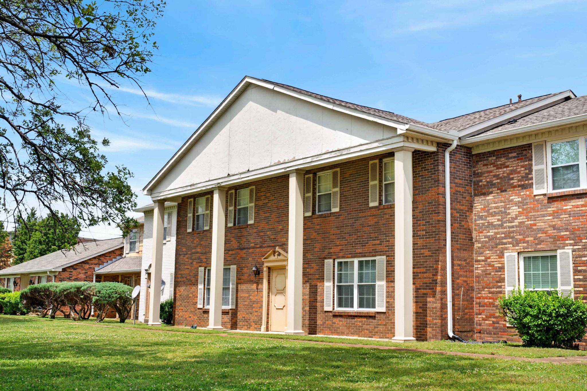 1301 Neelys Bend Road, Unit 6 Madison, TN 37115 - Photo 3 of 20
