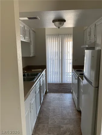 $925 | 3616 Kolendo Court, Unit C, Las Vegas, NV 89103