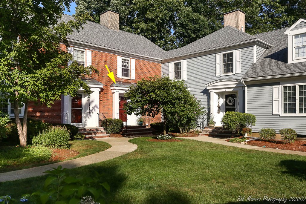 5 Fox Run, Unit 5 Middleton, MA 01949 - Photo 1 of 37 Gallery Image 1
