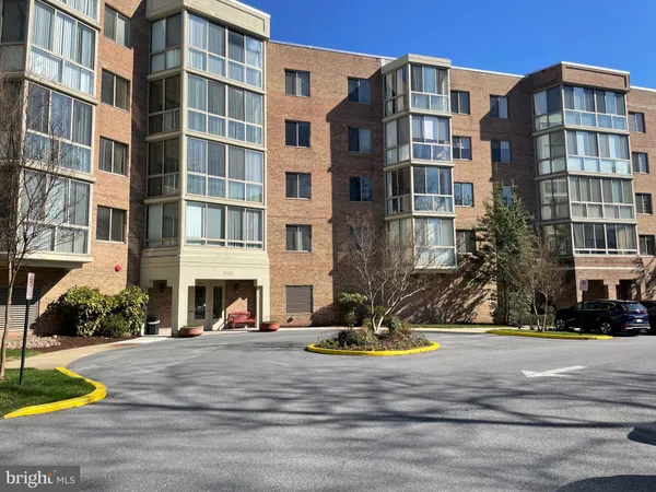 $179,000 | 2900 North Leisure World Boulevard, Unit 212, Silver Spring, MD 20906