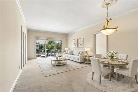 $510,000 | 801 Rue Dauphine, Unit 201, Metairie, LA 70005