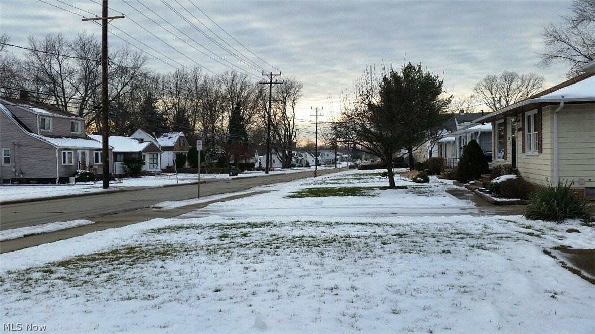 13271 McCracken Road Cleveland, OH 44125 - Photo 24 of 24 Quieter side of McCracken Rd, just a block or two from Marymount