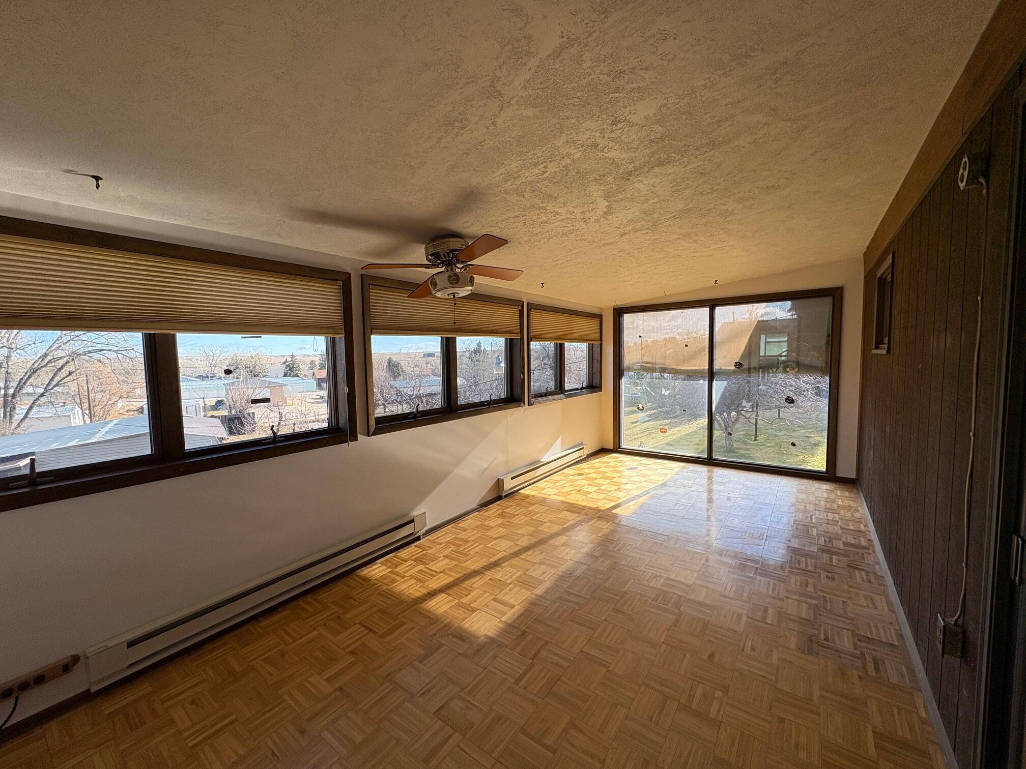 555 South Main Street Buffalo, WY 82834 - Photo 11 of 44 8 A Sunroom