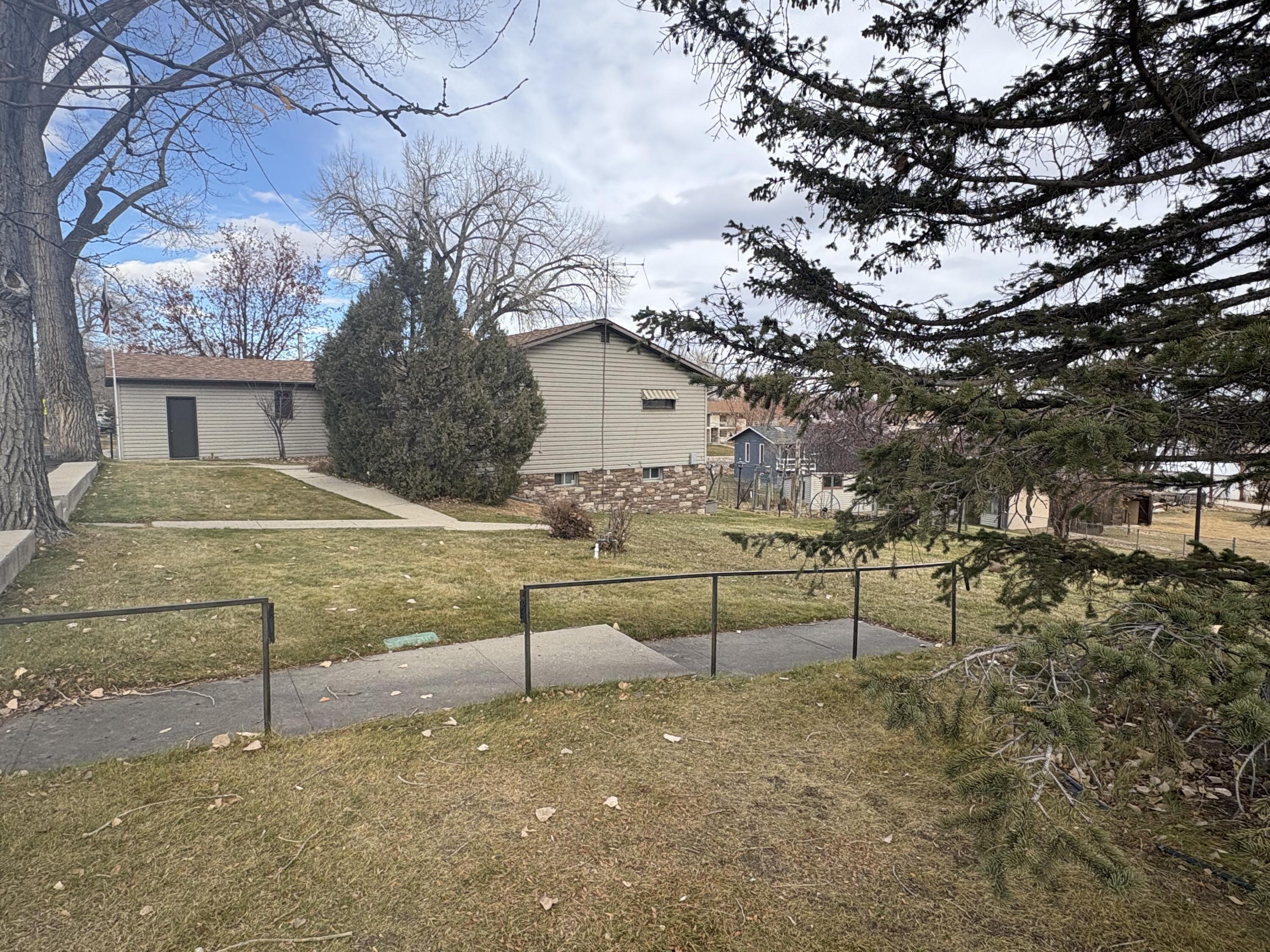 555 South Main Street Buffalo, WY 82834 - Photo 33 of 44 26 Yard2