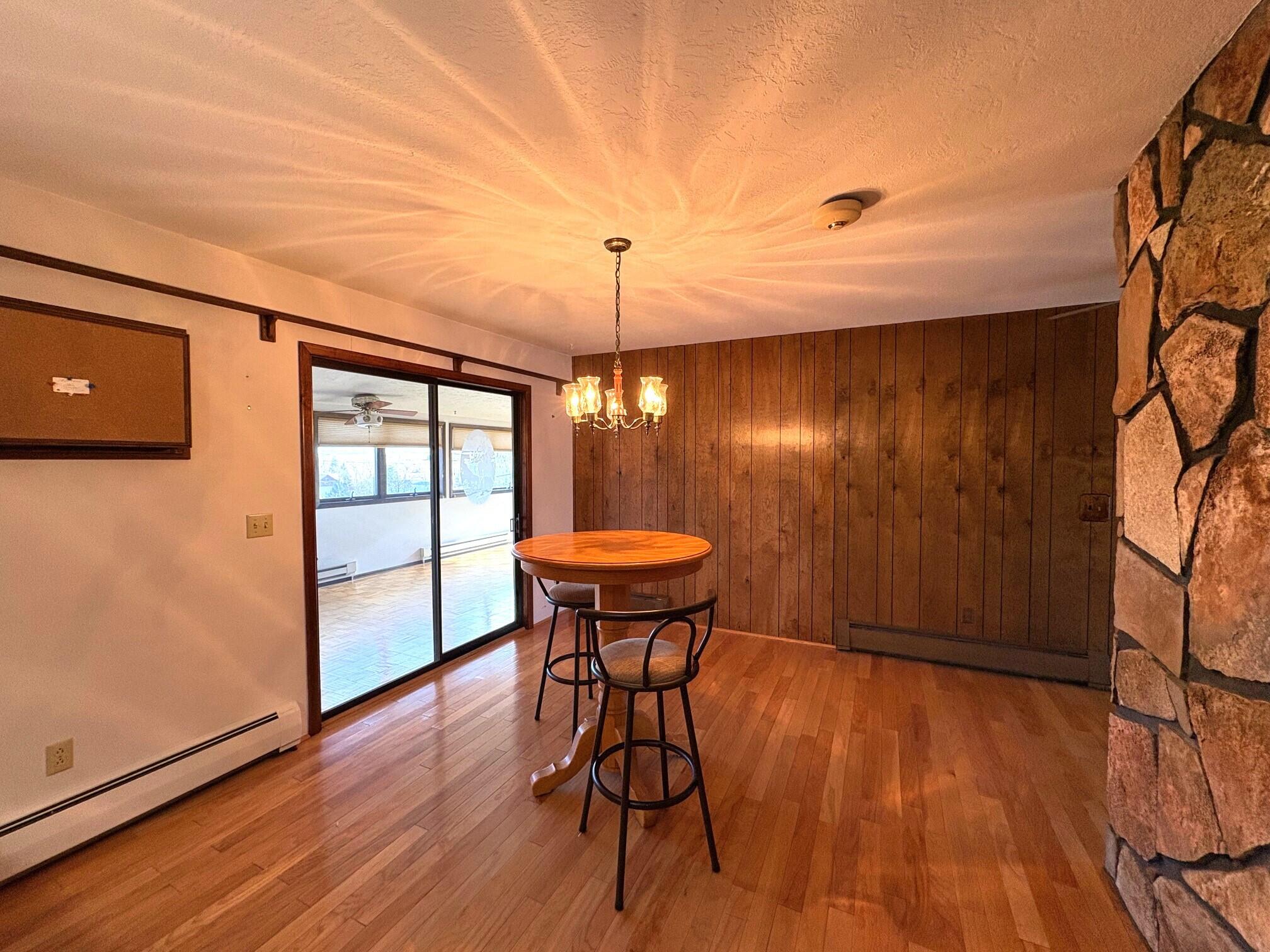 555 South Main Street Buffalo, WY 82834 - Photo 9 of 44 7 Dining Room