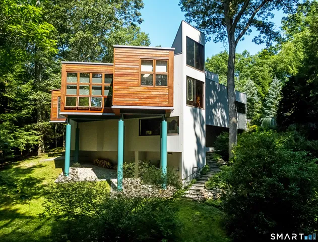 $1,649,000 | 14 Codfish Lane, Weston, CT 06883