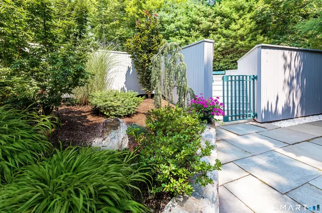 $1,649,000 | 14 Codfish Lane, Weston, CT 06883