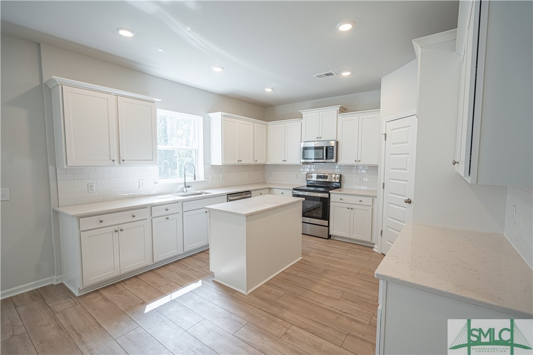 148 Binscombe Lane Pooler, GA 31322 - Photo 2 of 26