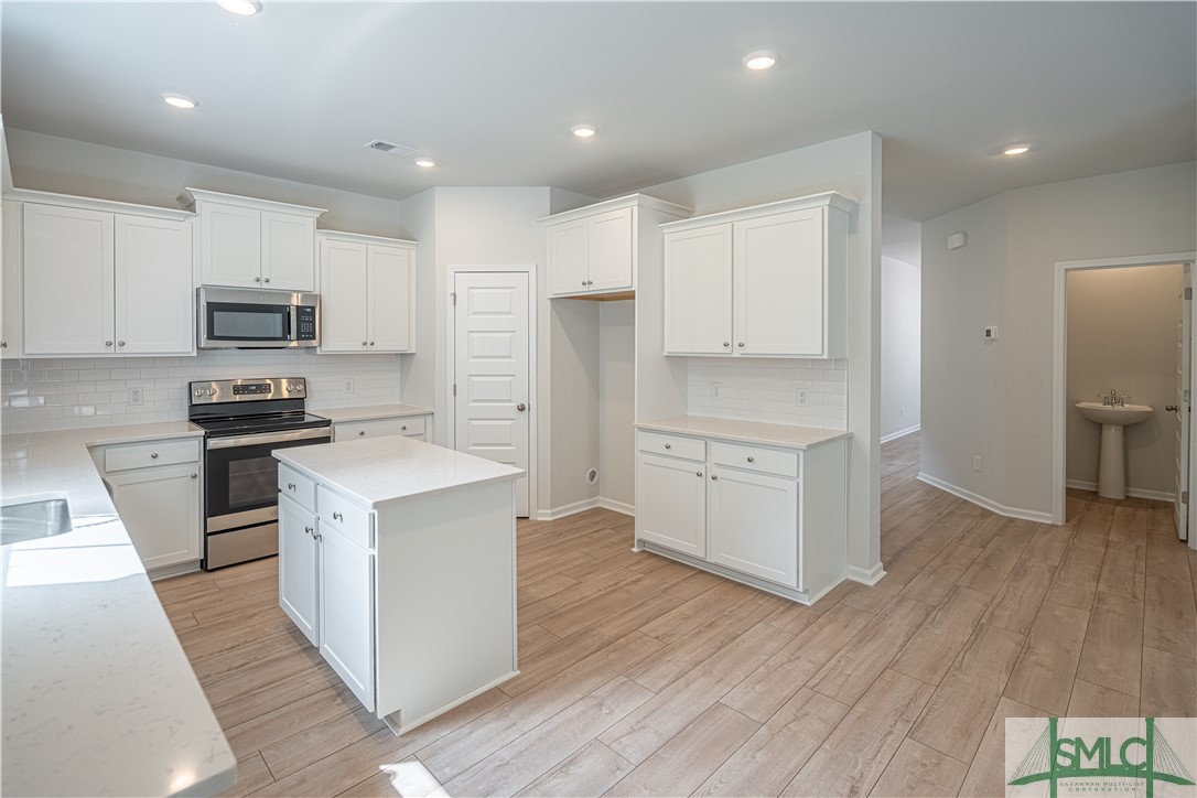 148 Binscombe Lane Pooler, GA 31322 - Photo 3 of 26