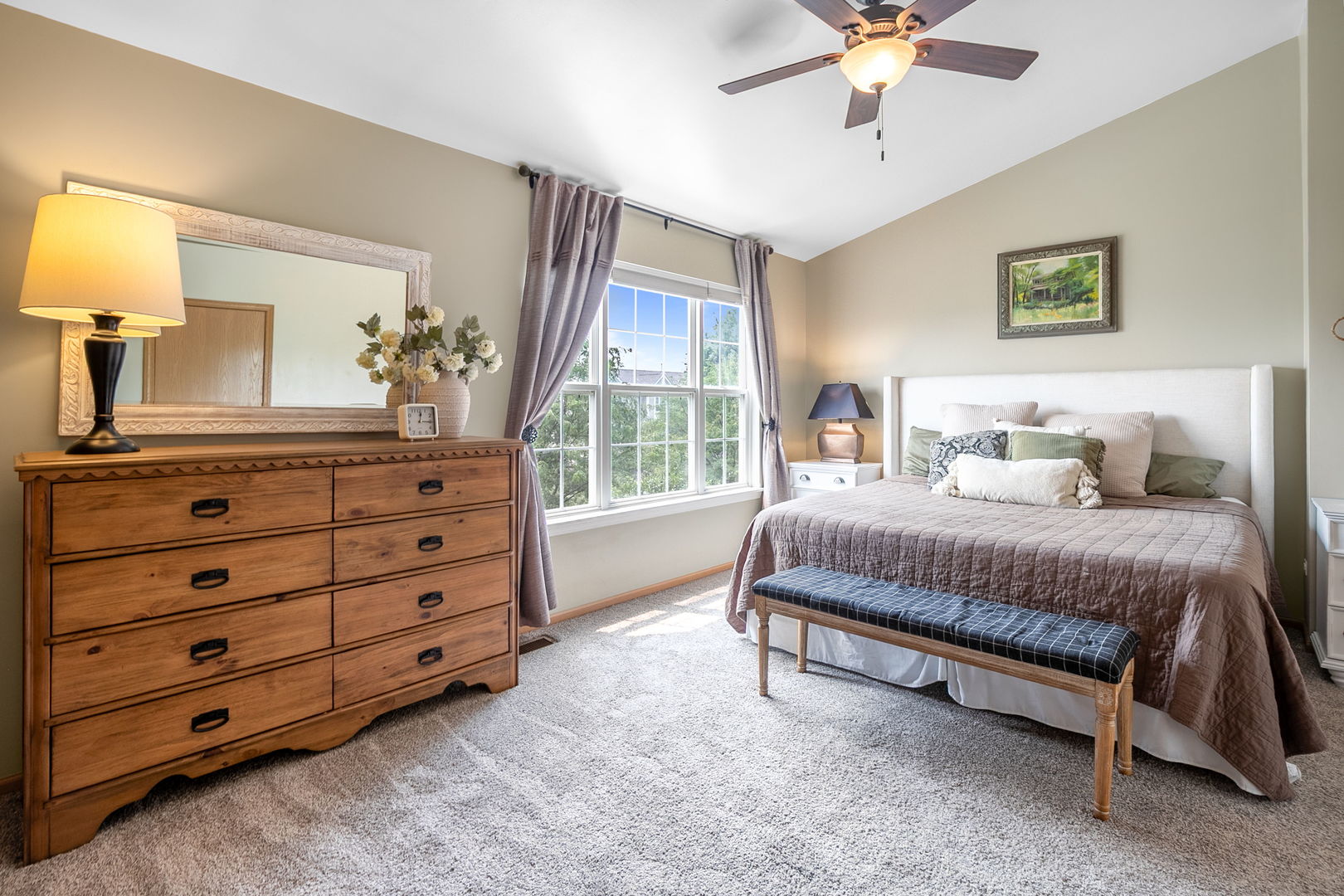 34380 North Goldenrod Road Round Lake, IL 60073 - Photo 10 of 17 Gallery Image 10