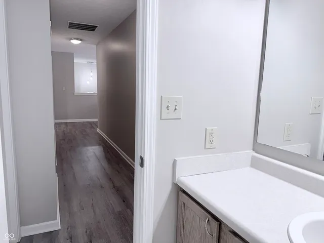 $2,475 | 12381 East 131st Street, Fishers, IN 46037