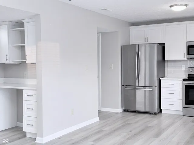 $2,475 | 12381 East 131st Street, Fishers, IN 46037