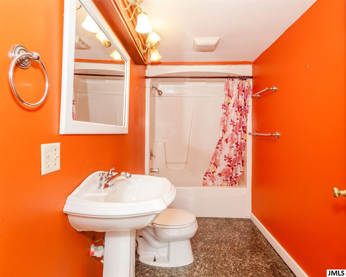 5562 Brooklyn Road Jackson, MI 49201 - Photo 10 of 24 Photo 14