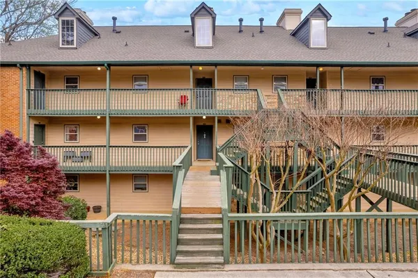 $209,900 | 113 Brittany Court, Duluth, GA 30096