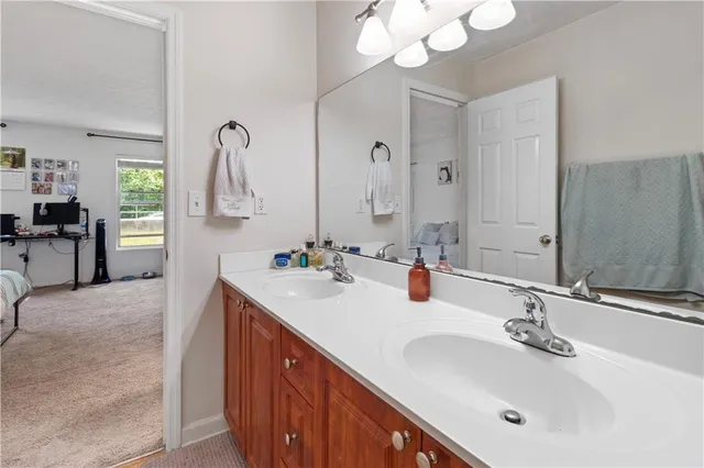 $209,900 | 113 Brittany Court, Duluth, GA 30096