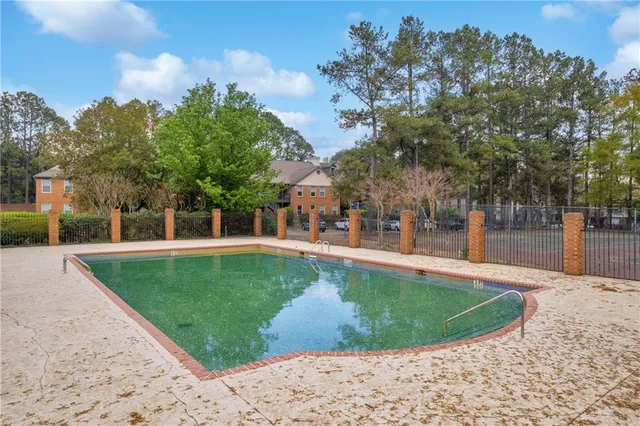 $209,900 | 113 Brittany Court, Duluth, GA 30096