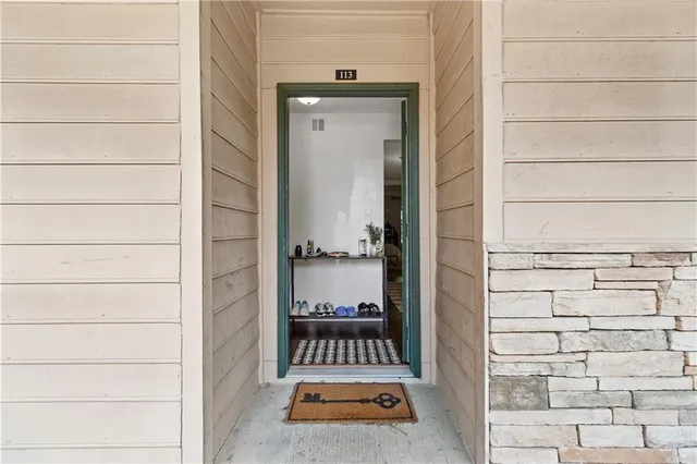 $209,900 | 113 Brittany Court, Duluth, GA 30096