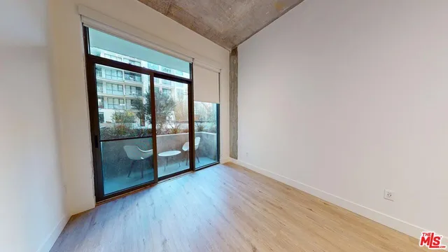 $3,621 | 414 North Orange Street, Unit 725, Glendale, CA 91203