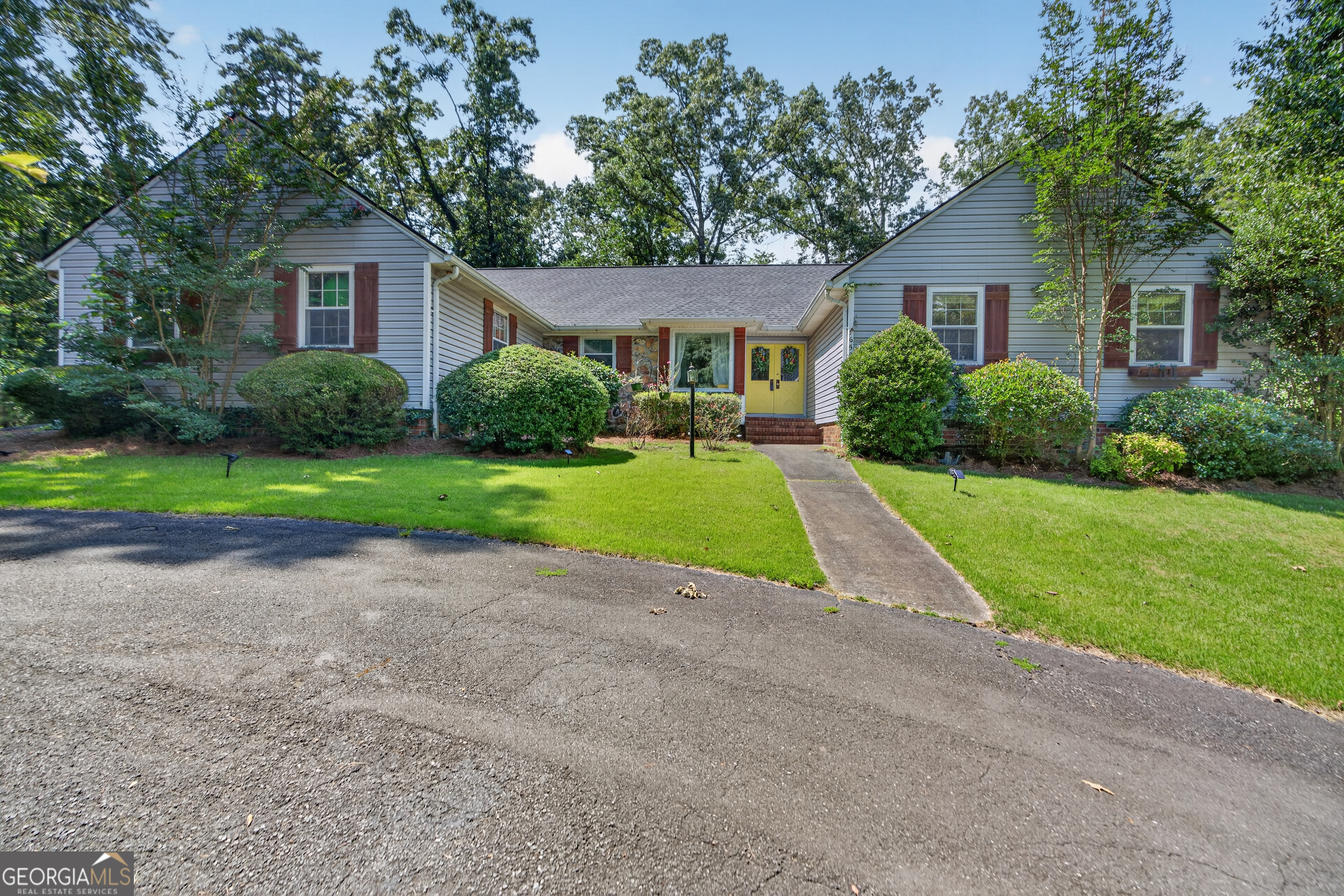 1658 Horseleg Creek Road Southwest Rome, GA 30165 - Photo 2 of 28