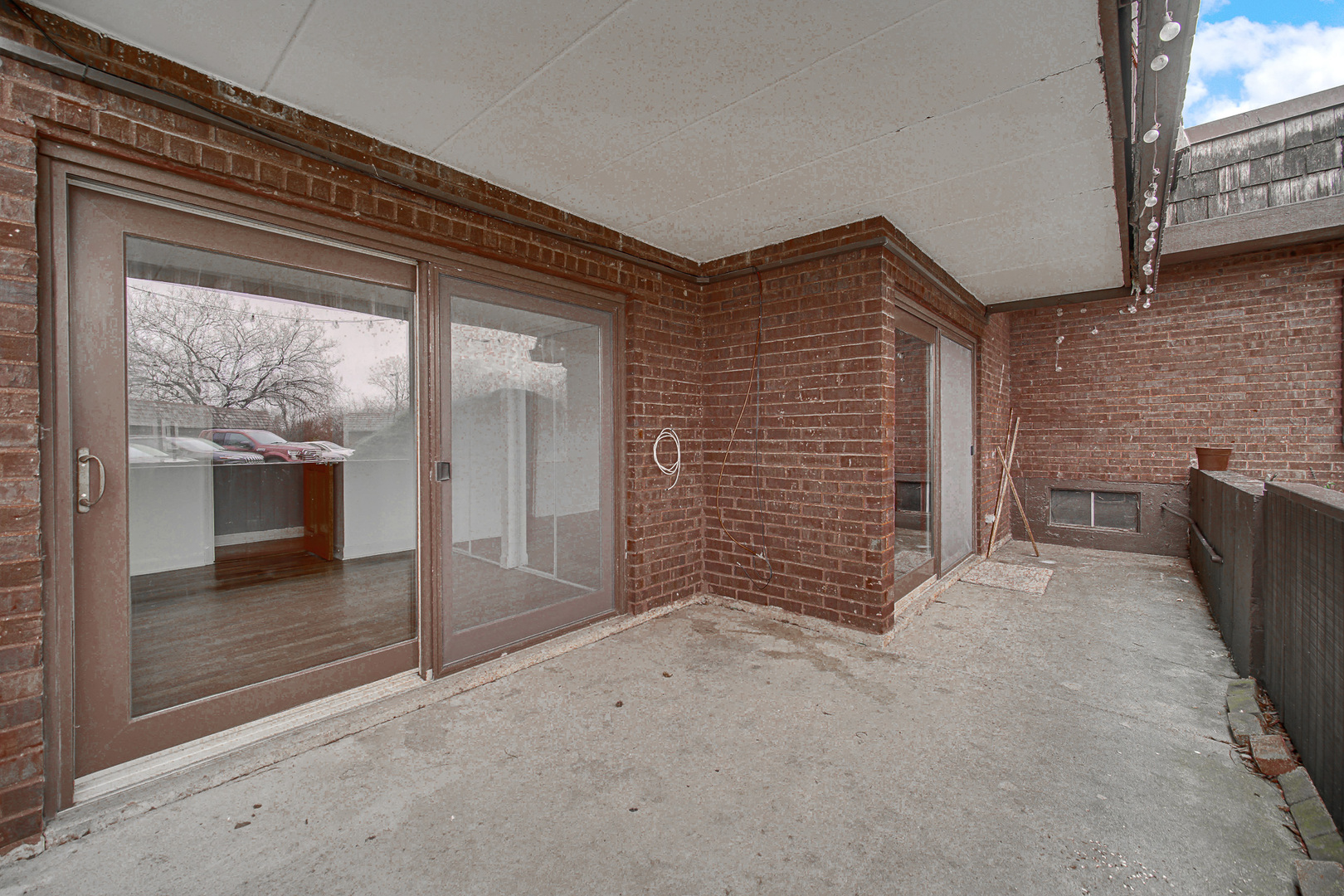 491 Timber Ridge Drive, Unit 101 Carol Stream, IL 60188 - Photo 15 of 19 a view of an empty room with a fireplace and a window
