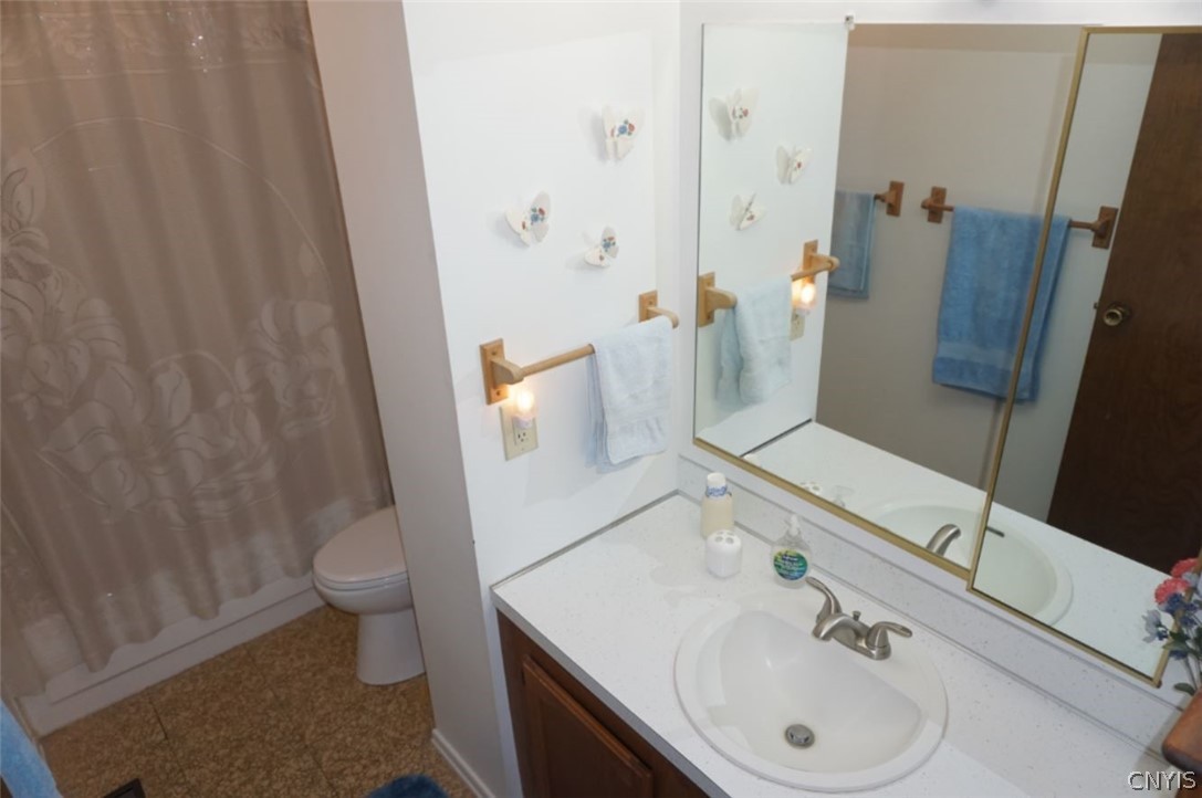 7436 Blumer Road Clay, NY 13088 - Photo 17 of 26
