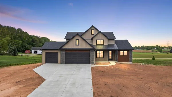 $824,900 | 4564 Winding Crk Lane, Zeeland, MI 49464