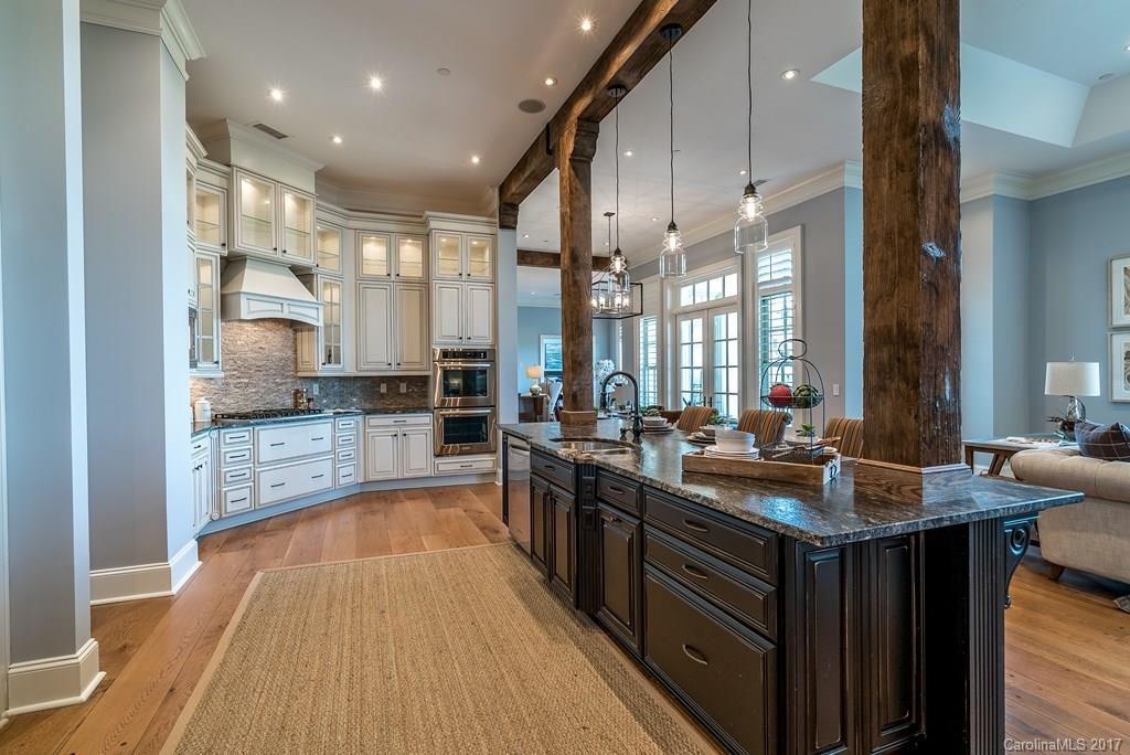 2823 Providence Road, Unit 381 Charlotte, NC 28211 - Photo 17 of 24 Gallery Image 17
