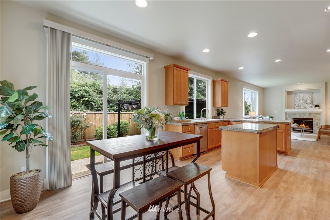 3828 164th Place Southeast Bothell, WA 98012 - Photo 12 of 32 Gallery Image 12