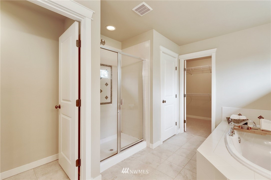3828 164th Place Southeast Bothell, WA 98012 - Photo 22 of 32 Gallery Image 22