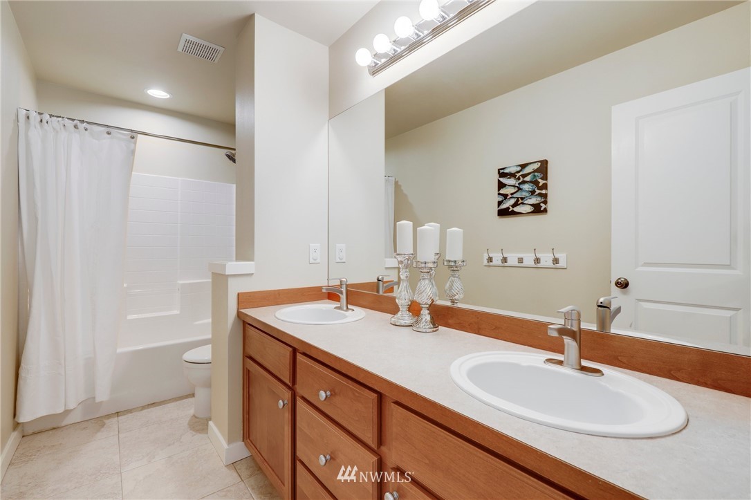 3828 164th Place Southeast Bothell, WA 98012 - Photo 25 of 32 Gallery Image 25