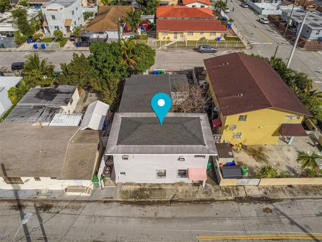 $500,000 | 2105 Northwest 1st Street, Miami, FL 33125