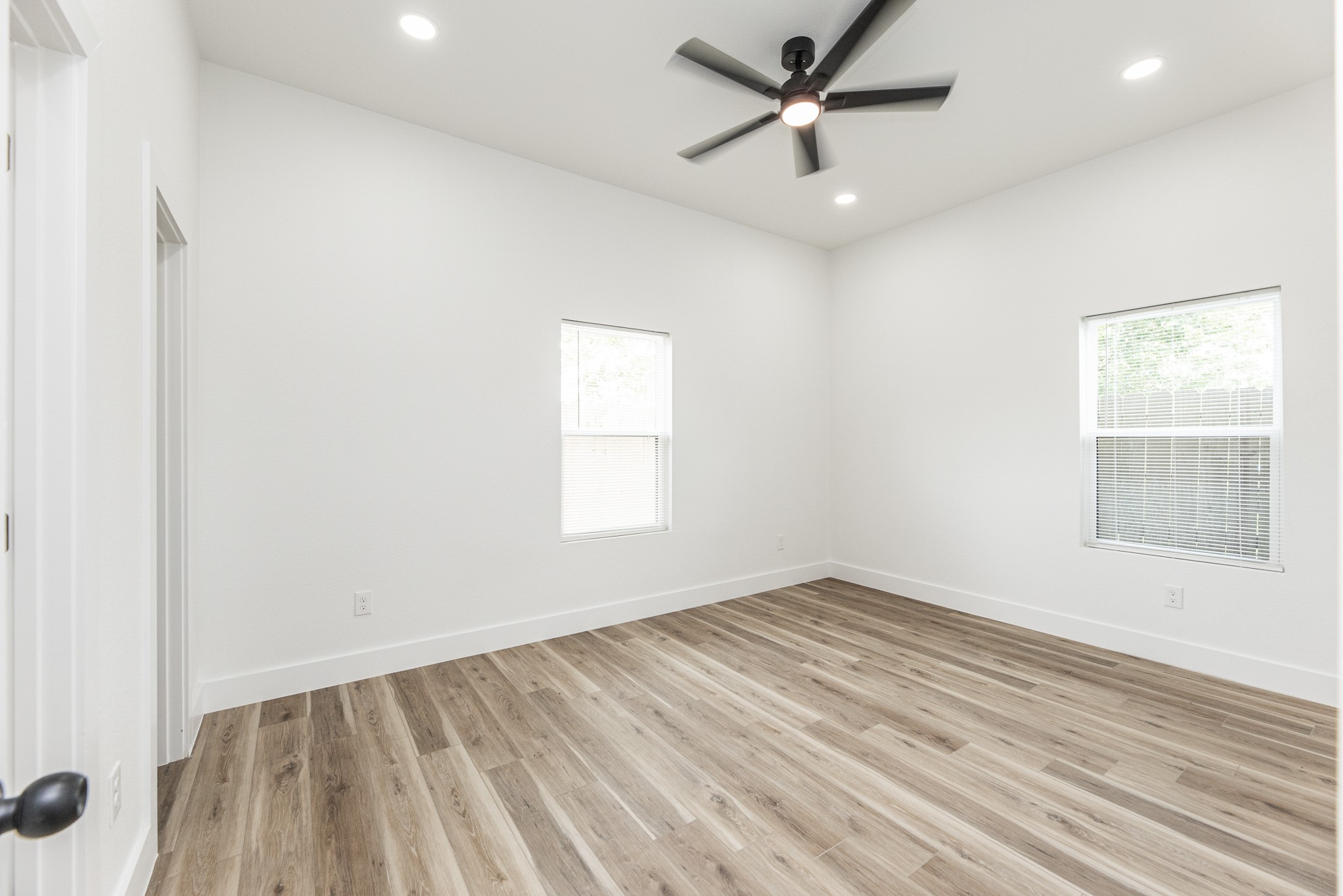 9727 Stedman Street Houston, TX 77029 - Photo 18 of 23 second view of Primary Bedroom