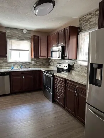 $379,900 | 327 11th Avenue Northwest, Rochester, MN 55901