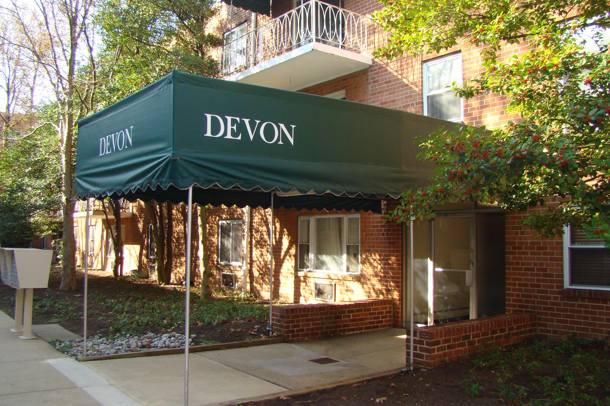 1600 Church Road, Unit D104 Wyncote, PA 19095 - Photo 1 of 11 Welcoming entrance.