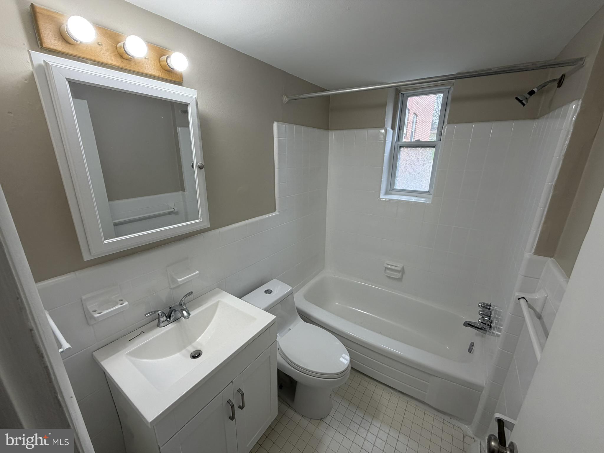 1600 Church Road, Unit D104 Wyncote, PA 19095 - Photo 5 of 11 Bright and airy bathroom retreat.