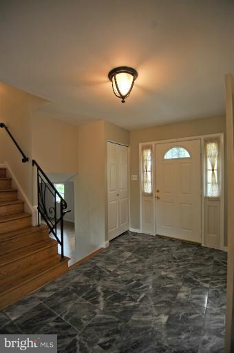 504 Fieldstone Road Silver Spring, MD 20905 - Photo 23 of 30 Foyer