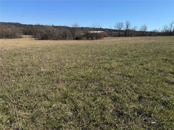 $85,000 | Tract B Southeast 300th Road, Warrensburg, MO 64093