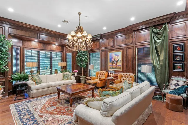 $2,475,000 | 3005 South Miller Road, Valrico, FL 33596